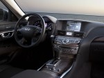 2011 Infiniti M56